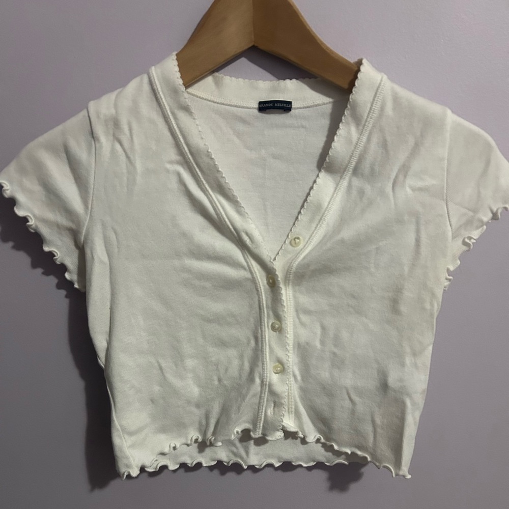 Brandy Melville t-shirt